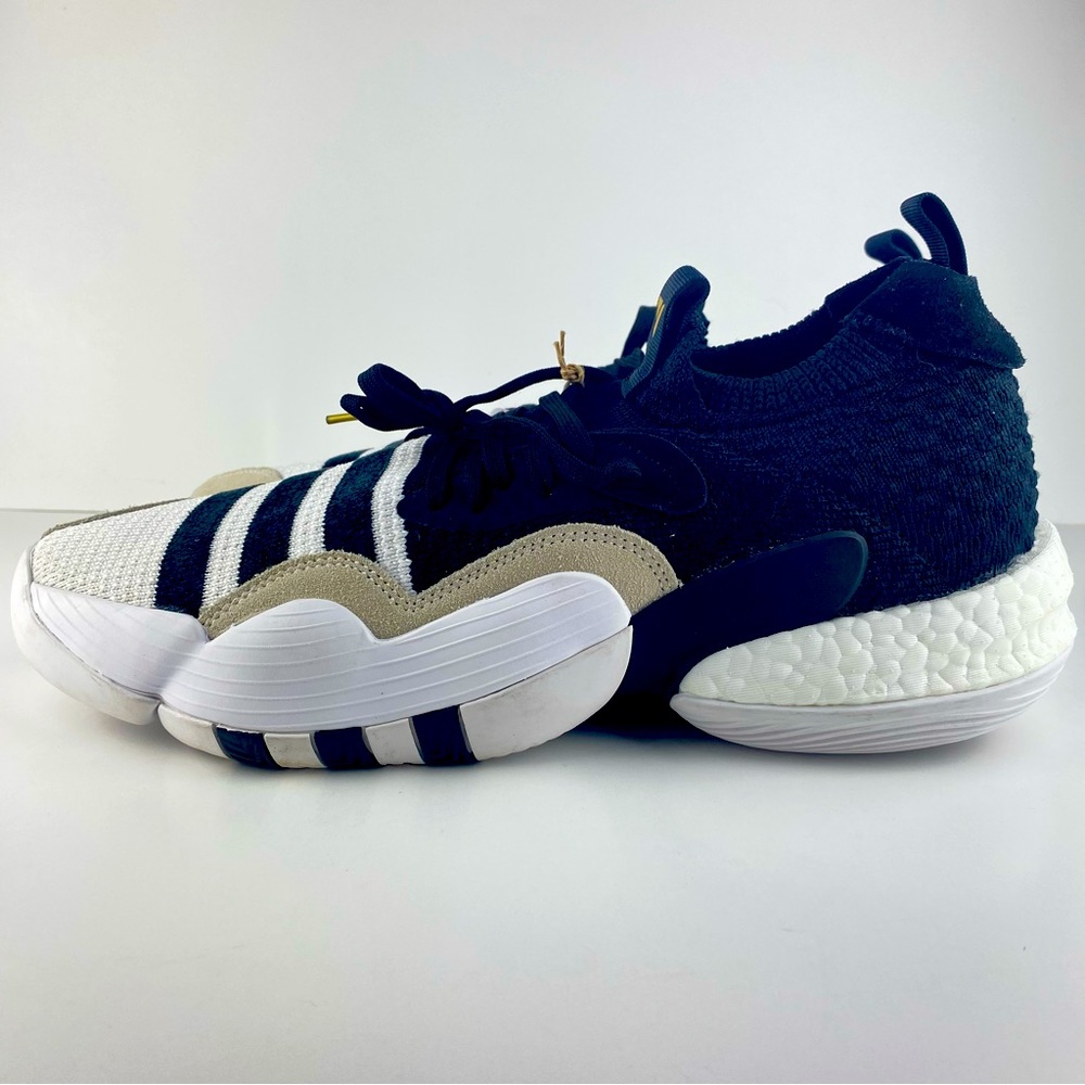 Size 12 - adidas Trae Young 2.0 Super Villain 2022